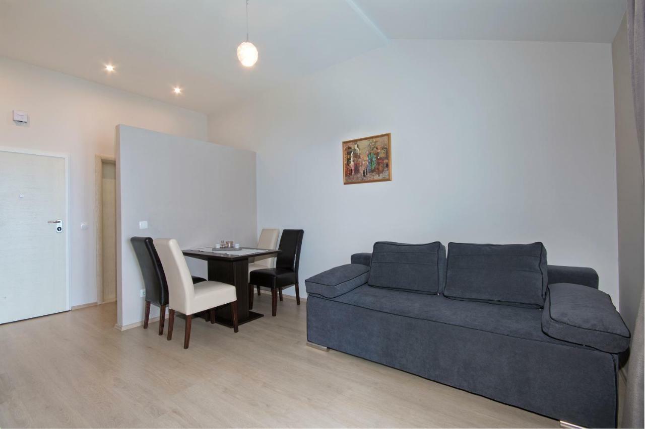 Sea View Apartment Gin Brela Exterior photo